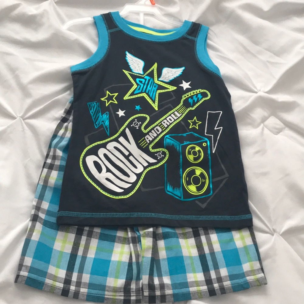 Brand new toddler boys 2 piece set